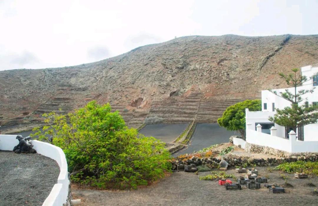 Casa Rural Yeyo En El Crater Del Volcan Тингуатон Экстерьер фото